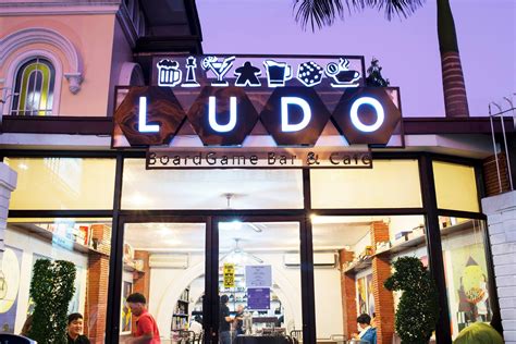 Ludo: Boardgame Bar & Cafe .